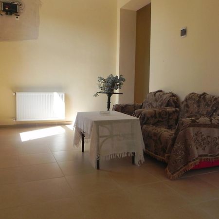 Galavnis Kari Hotel Sighnaghi Bagian luar foto