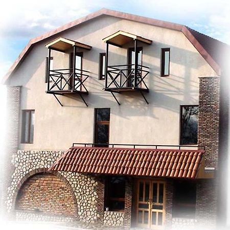 Galavnis Kari Hotel Sighnaghi Bagian luar foto