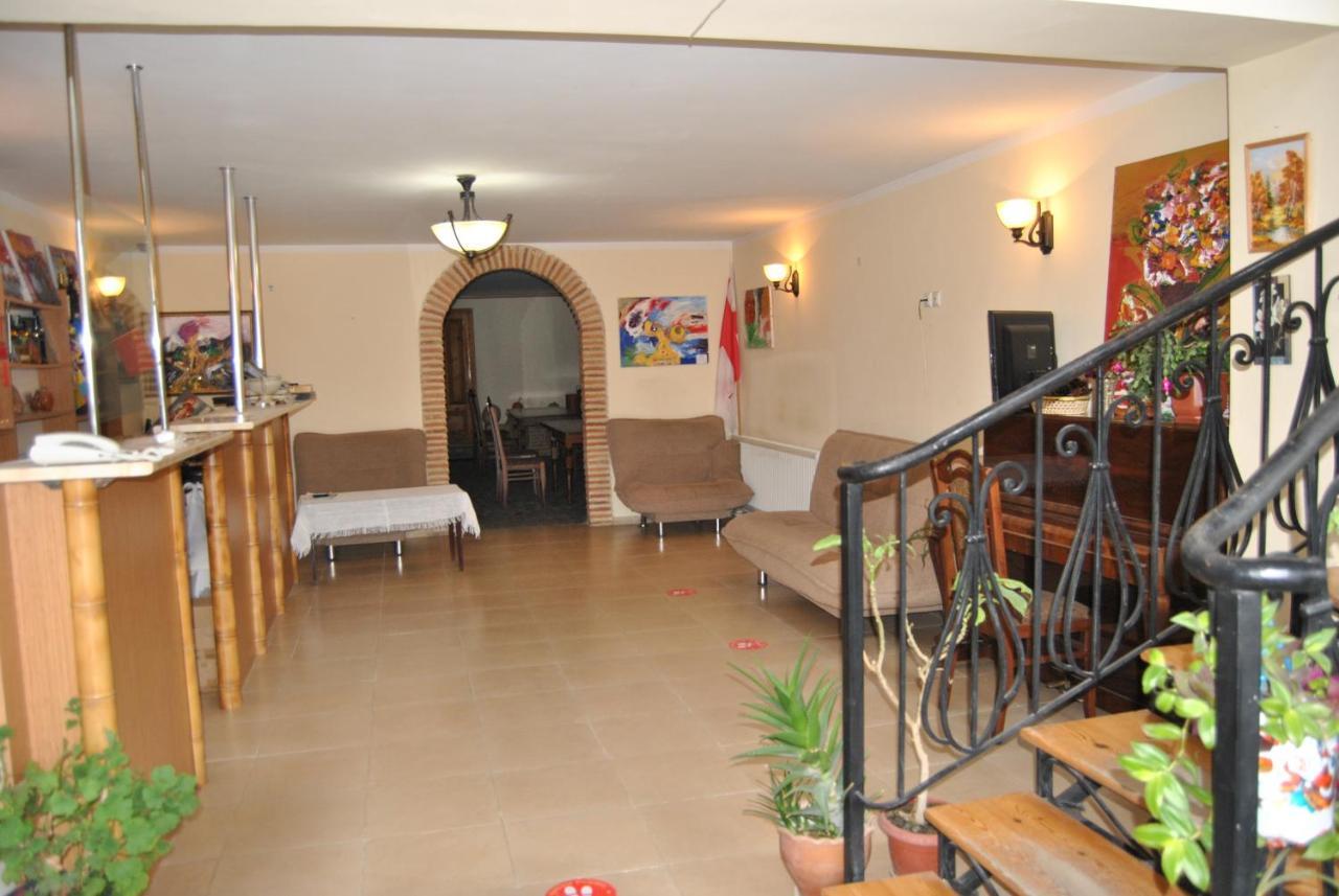 Galavnis Kari Hotel Sighnaghi Bagian luar foto