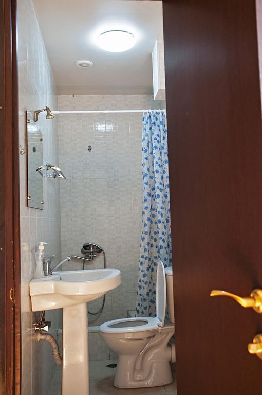 Galavnis Kari Hotel Sighnaghi Bagian luar foto
