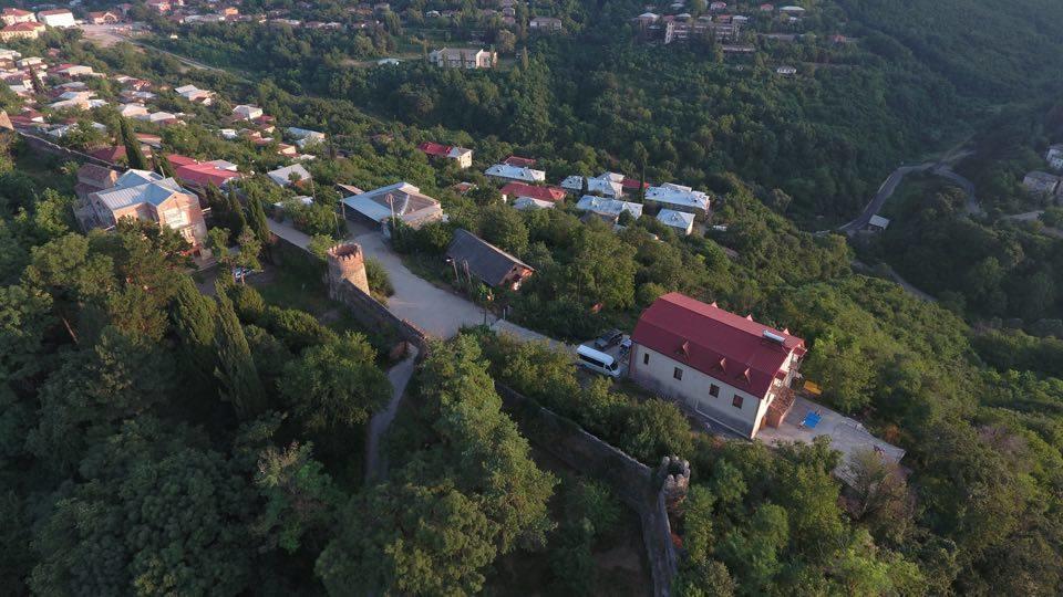 Galavnis Kari Hotel Sighnaghi Bagian luar foto