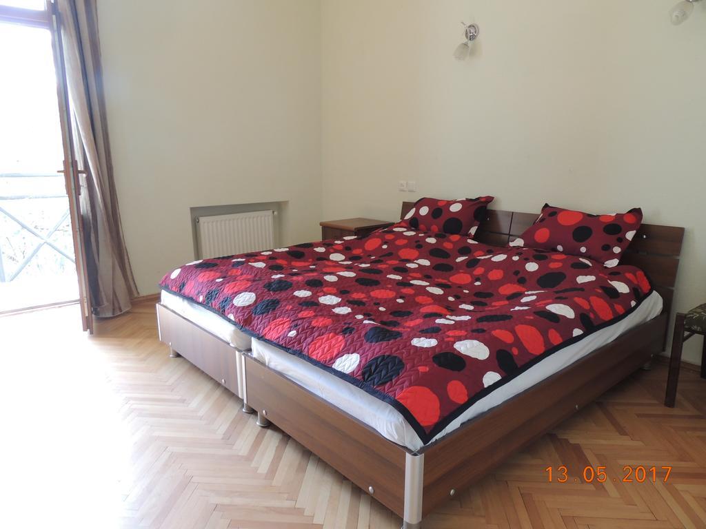 Galavnis Kari Hotel Sighnaghi Bagian luar foto