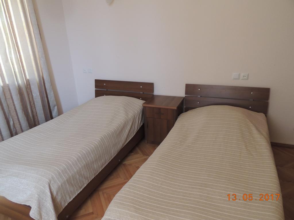 Galavnis Kari Hotel Sighnaghi Bagian luar foto