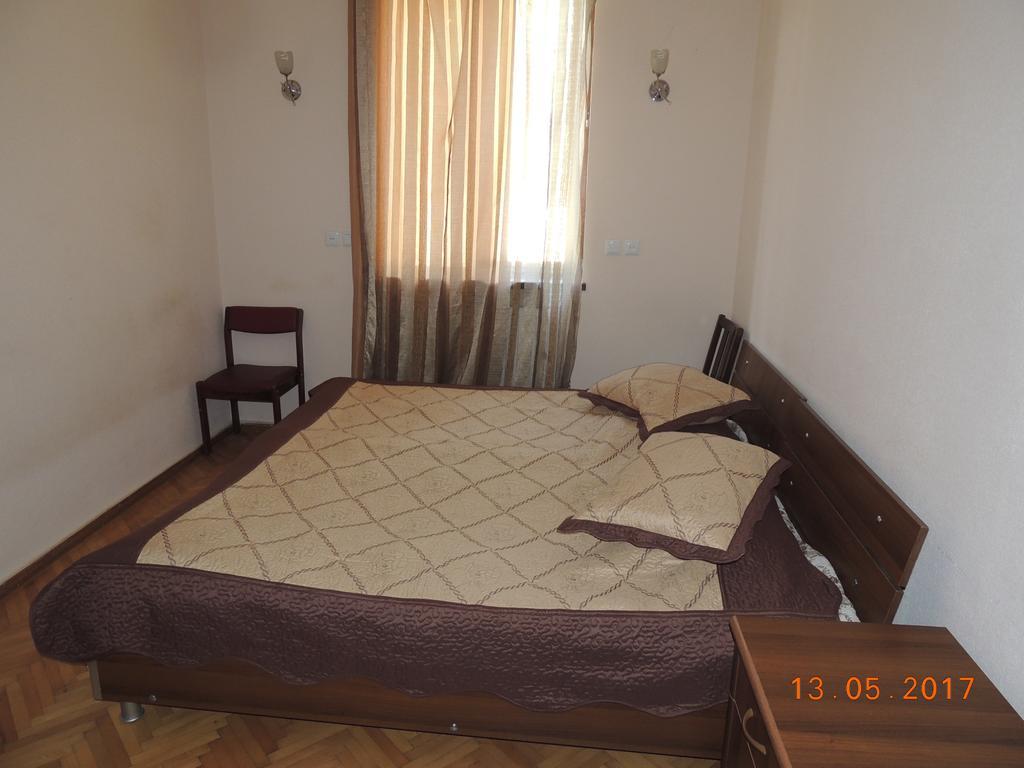 Galavnis Kari Hotel Sighnaghi Bagian luar foto